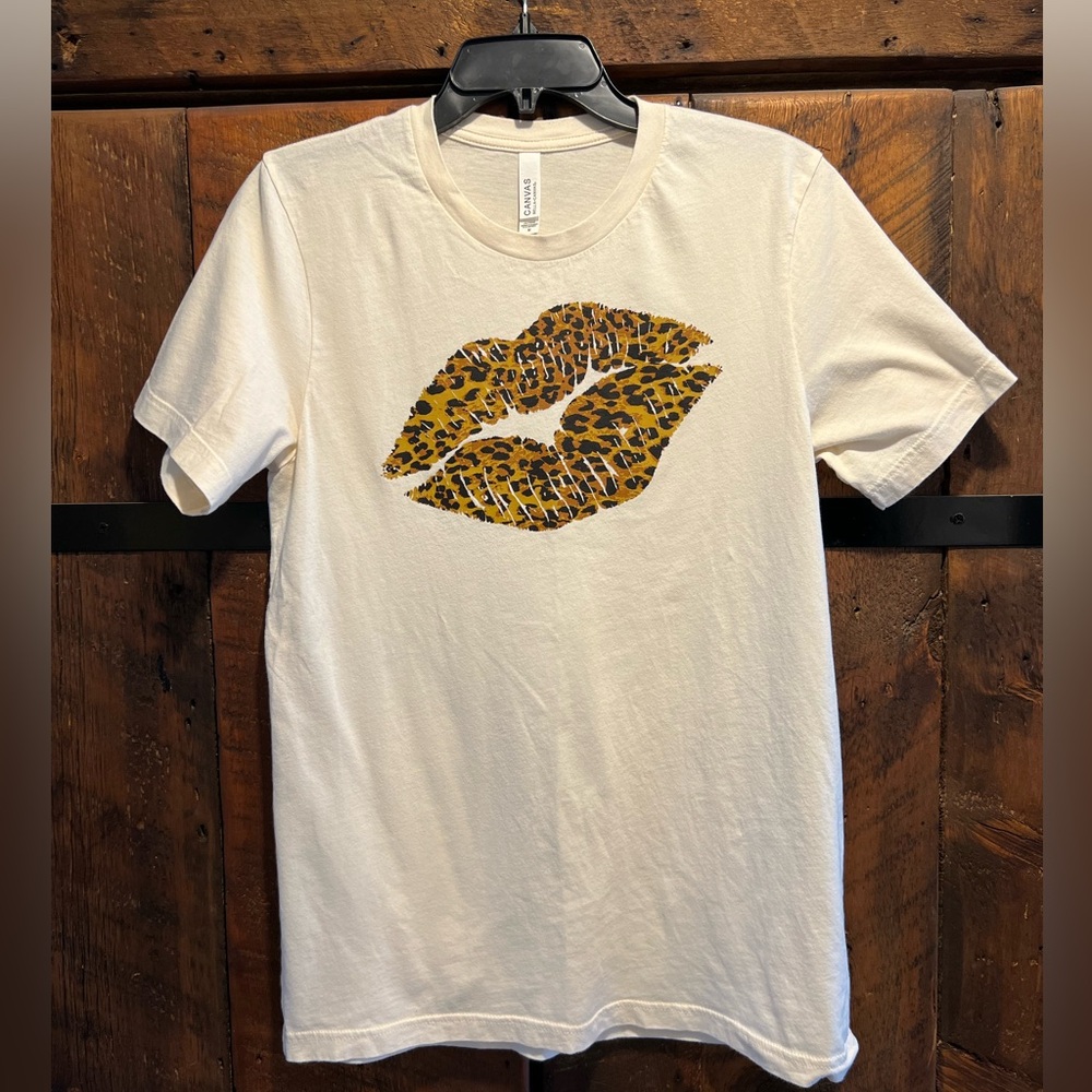 Canvas Lips T-Shirt